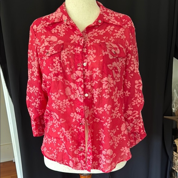 Floral Red Button-Up Women's Gap Top, size Large - Picture 1 of 8